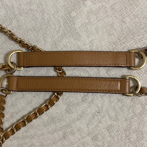 *SOLD*Tory Burch Marion Whipstitch Trimmed Pebbled Leather Shoulder Bag/Caramel - Picture 9 of 17